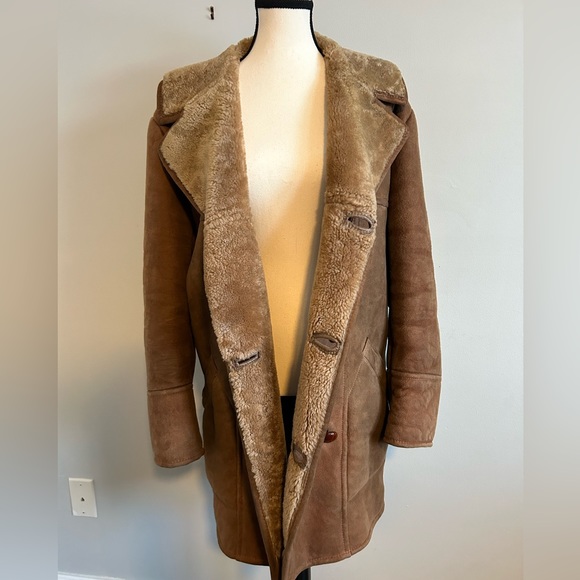 ✨Free Shipping✨ 1970's Vintage Morlands Sheepskin Unisex Tan Coat - Picture 8 of 17